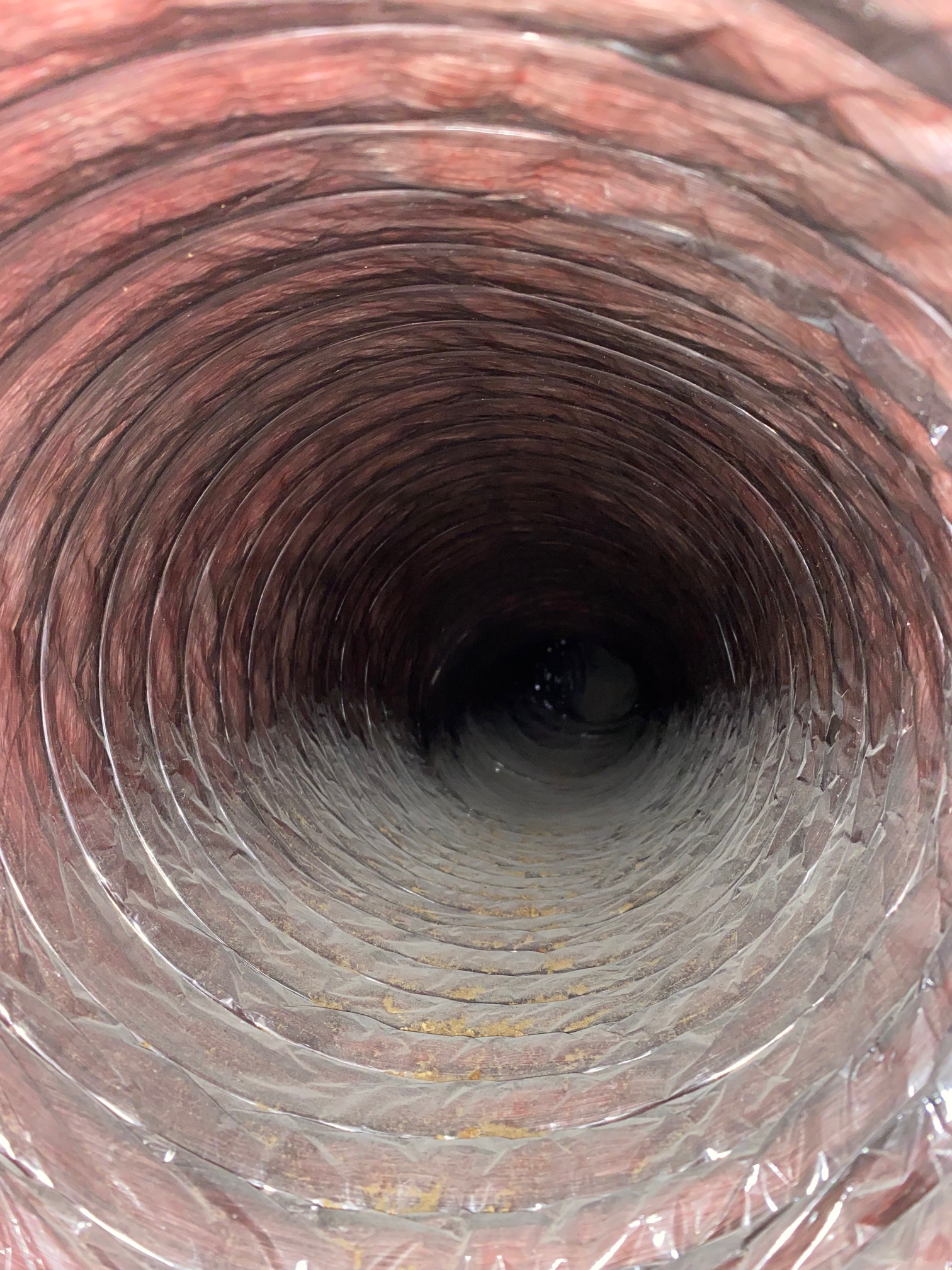 Dusty return duct before cleaning